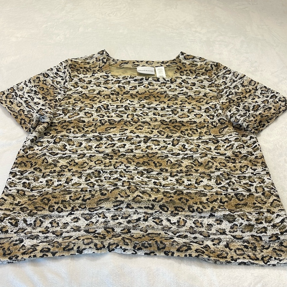 ALFRED DUNNER WOMENS LEOPARD PRINT TOP, SIZE L